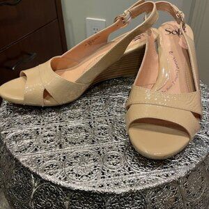 Sofft Wedge Tan Patent Leather Slingback Like New 7.5M